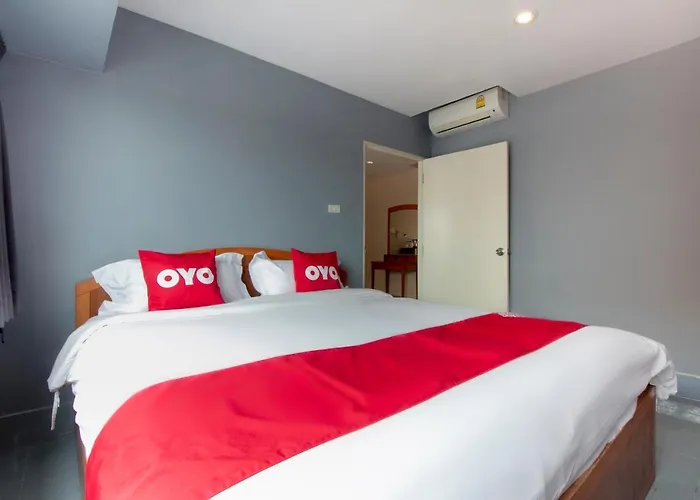 Oyo 602 L'hotel Hotel 3*